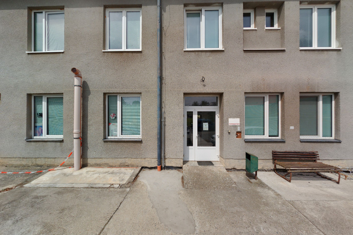 Pedikůra a manikůra Hrubá foto 2