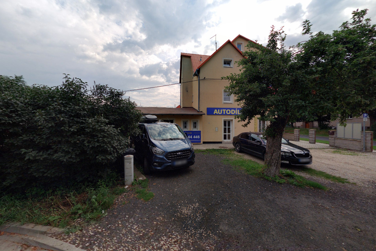 Autodíly Ostrov foto 2