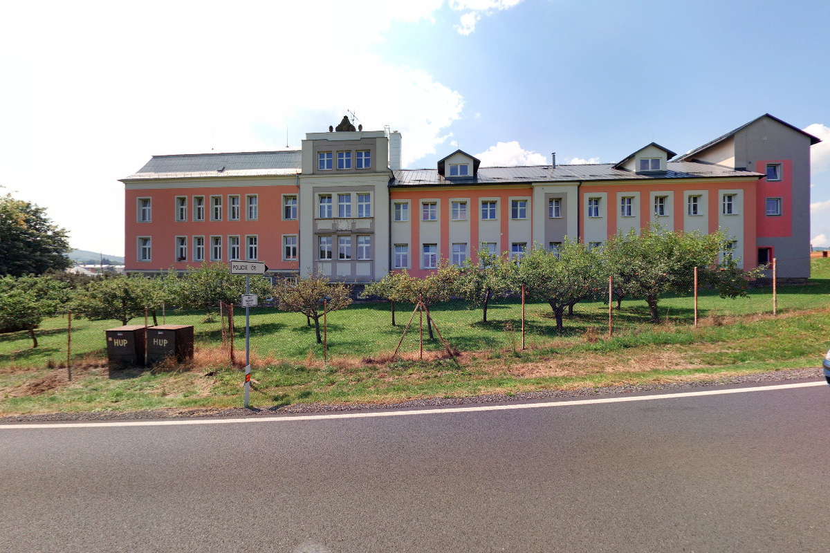 Výchovný ústav, střední škola a školní jídelna Žulová