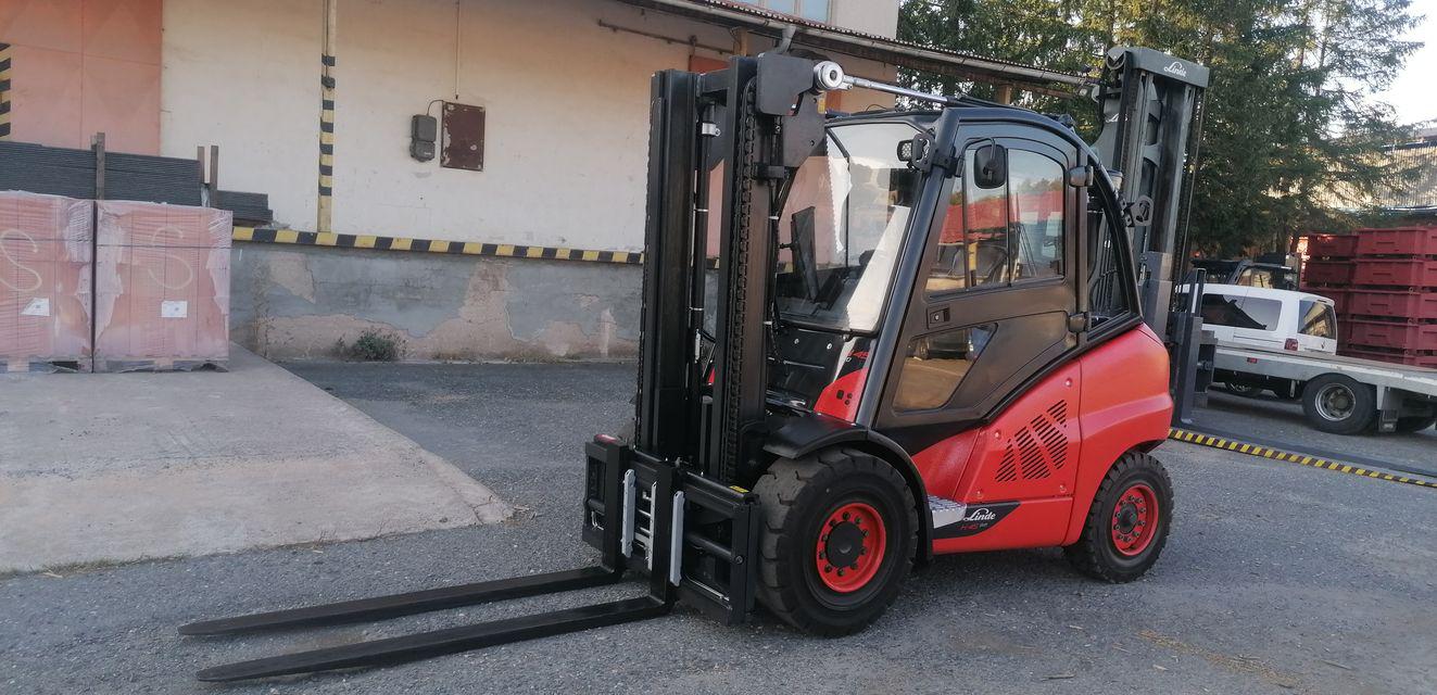 Vysokozdvižné vozíky Radomil Dostál foto 2