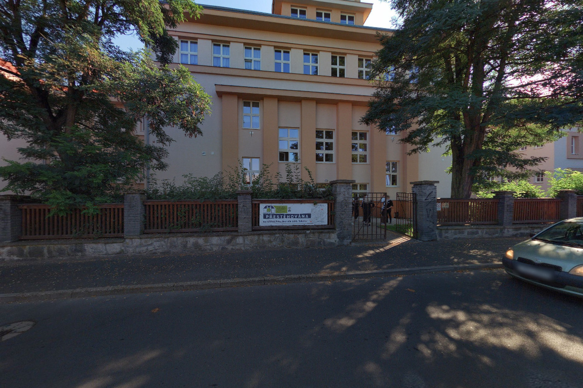 Vyšší policejní škola a Střední policejní škola Ministerstva vnitra v Praze