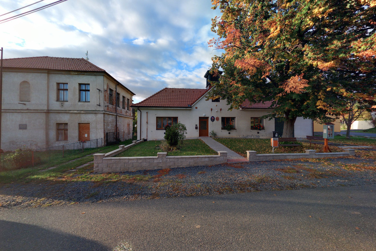 Vinaře - obec foto 5