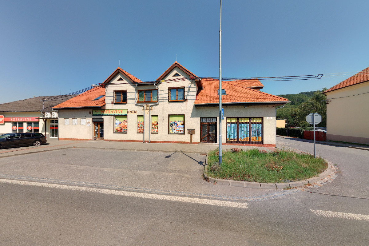 Potraviny nám. Em. Zahna foto 5