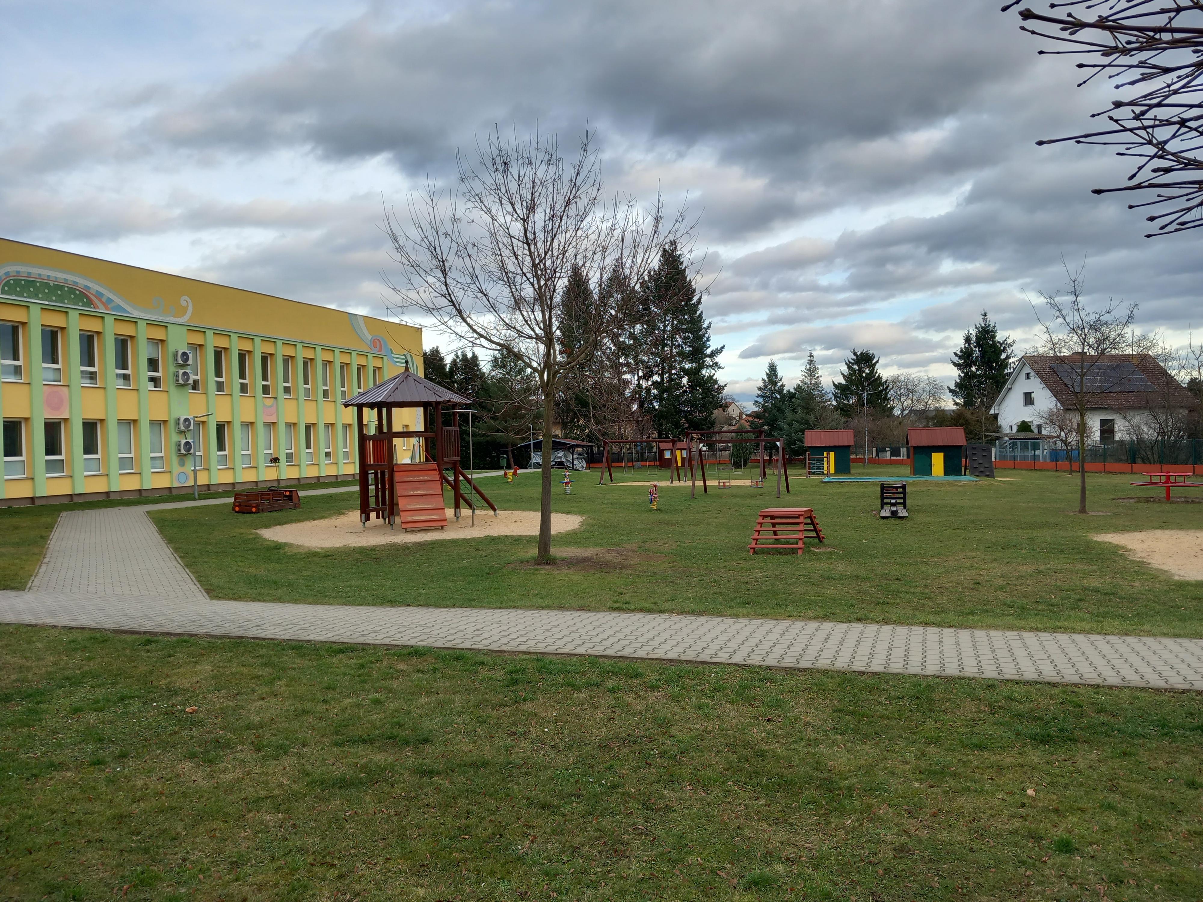 Mateřská škola Lužec nad Vltavou foto 2