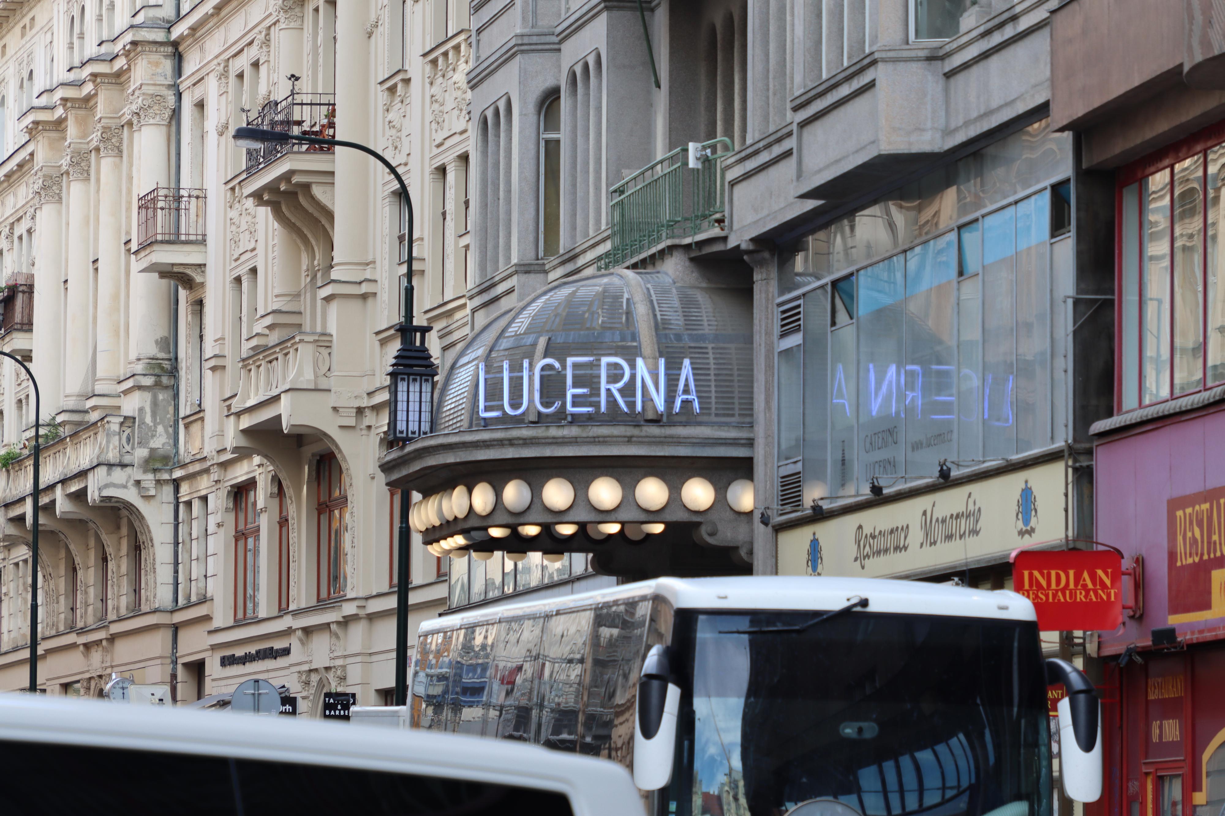 Palác Lucerna foto 3