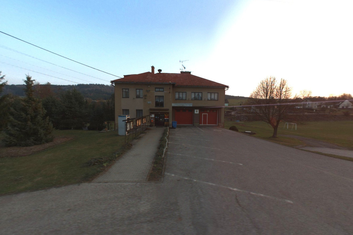 Obecní knihovna Čistá u Horek foto 2