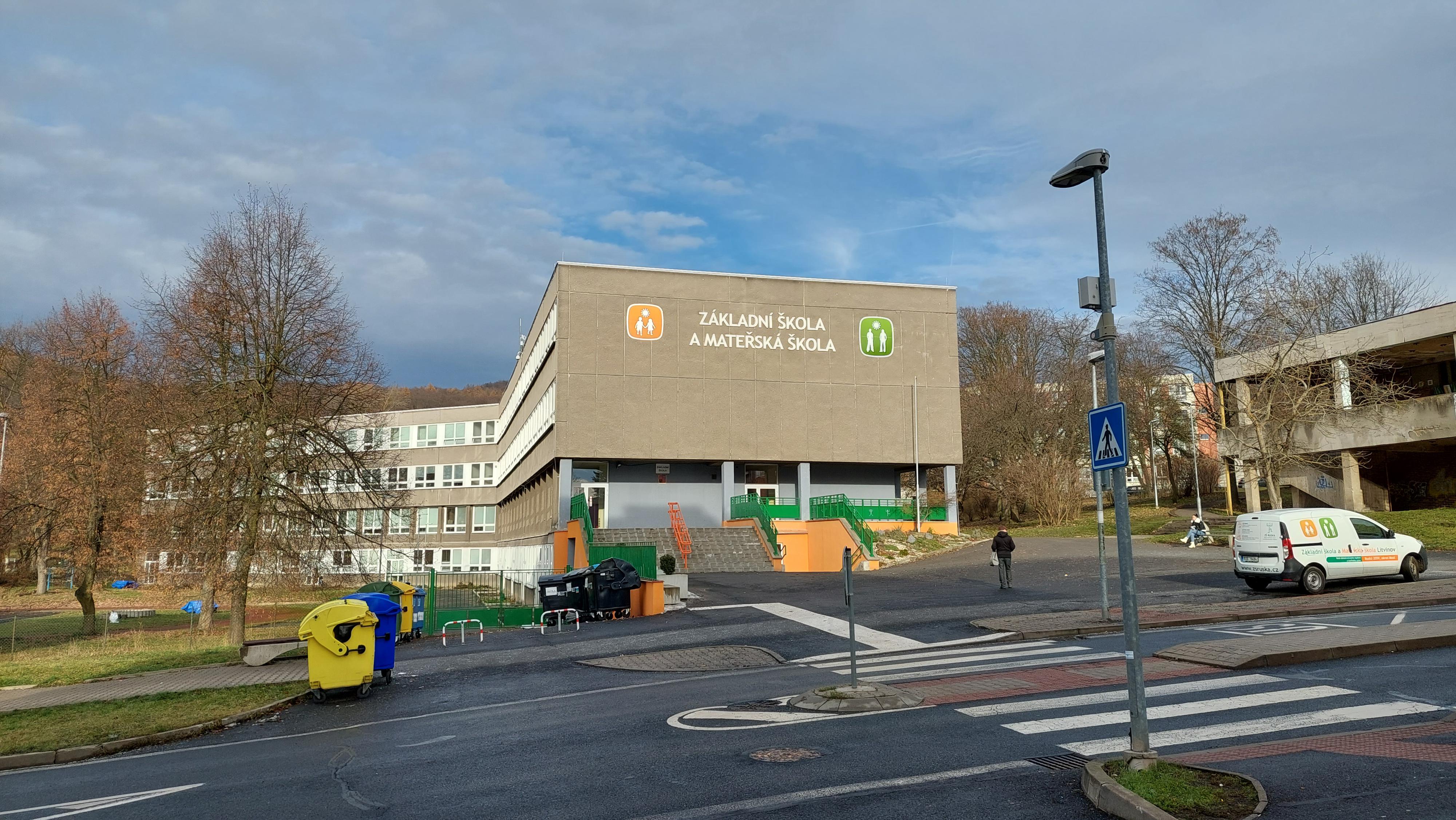 ZŠ Litvínov, Ruská foto 2