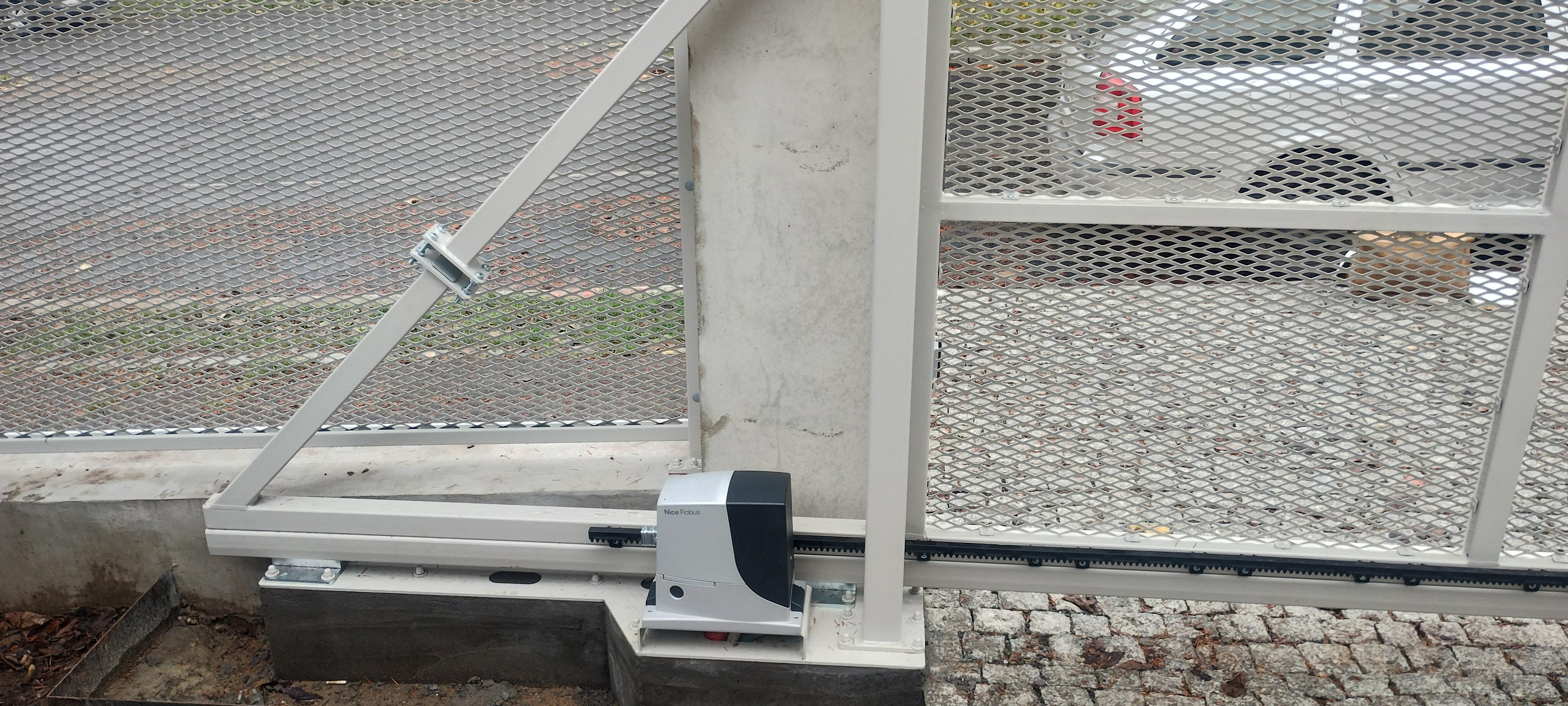 Pavel Hladík - servis vrat a anténní techniky foto 3