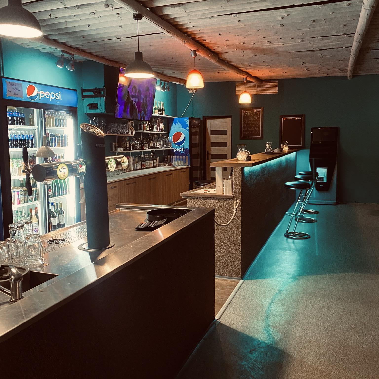 Bar Slovan foto 2