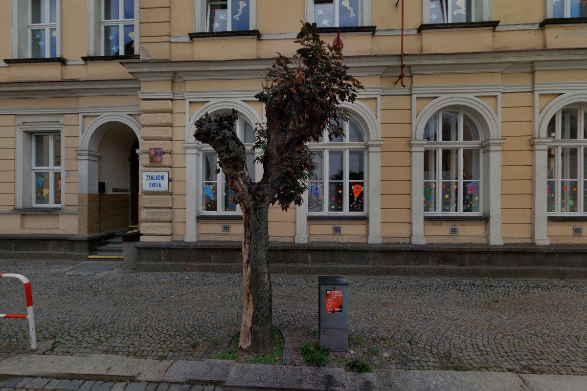 ZŠ Velké Meziříčí, Komenského foto 6