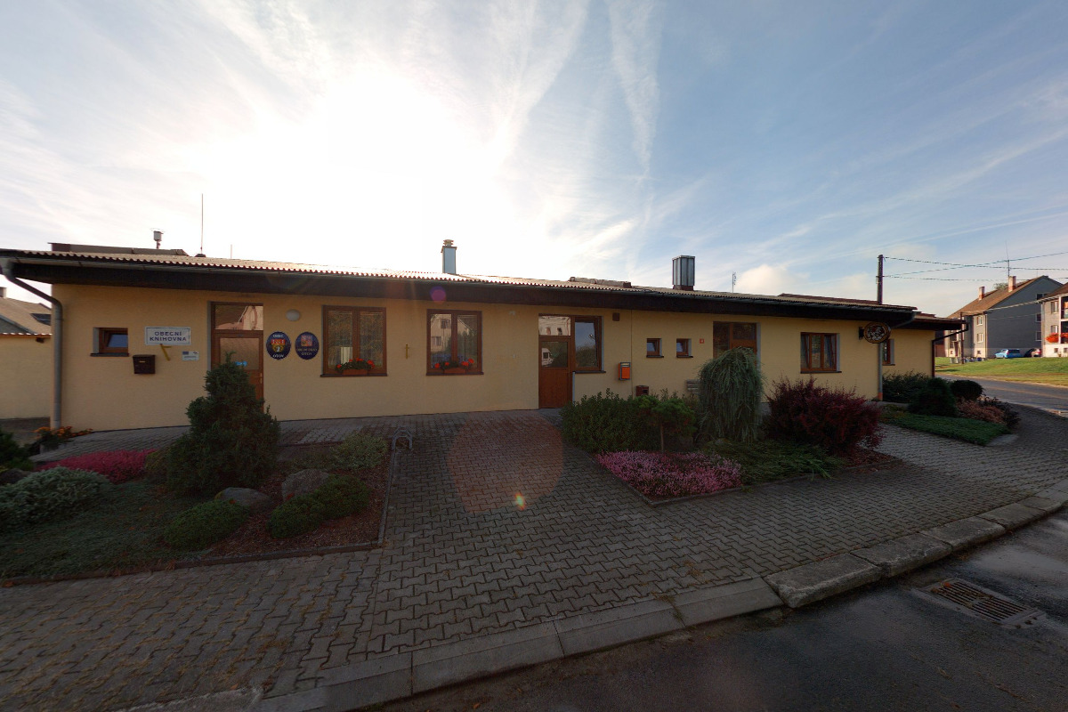 Otov - obecní úřad foto 6