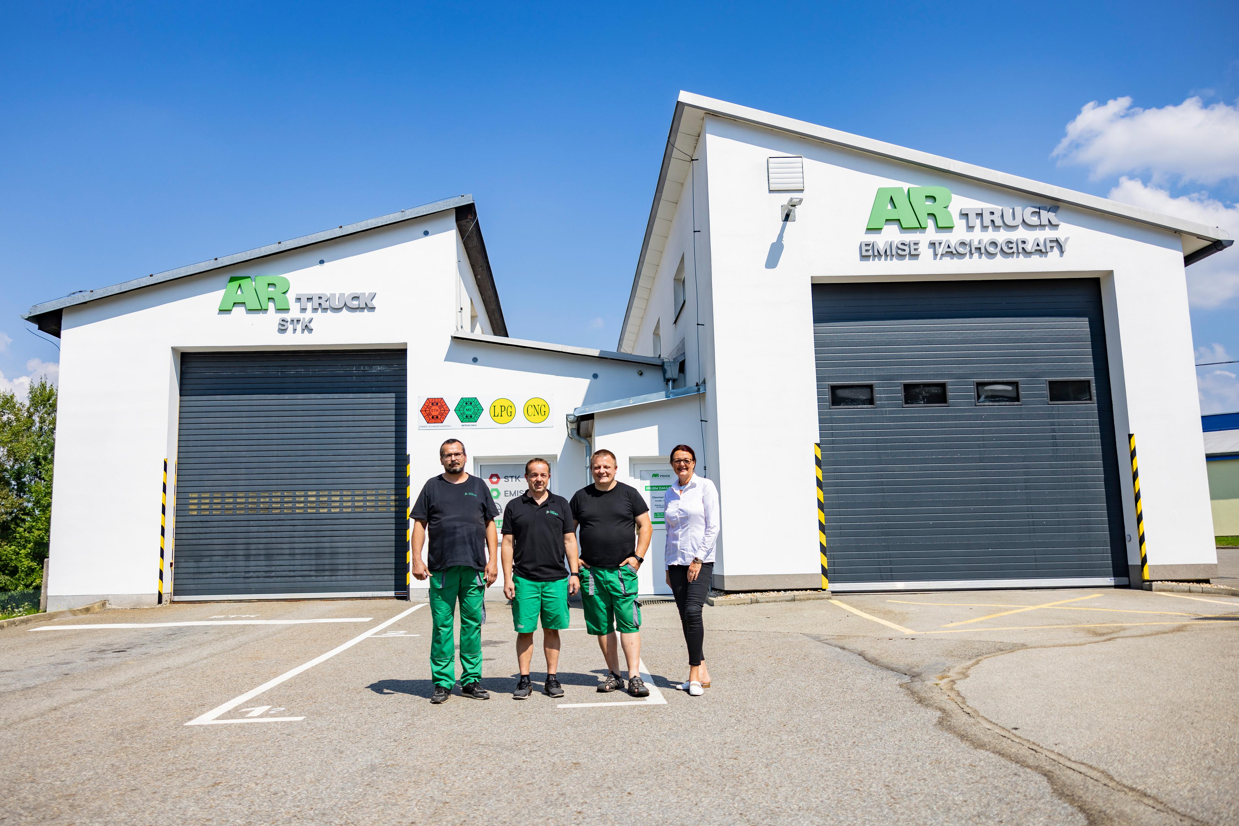 AR TRUCK - STK nákladní vozy foto 2