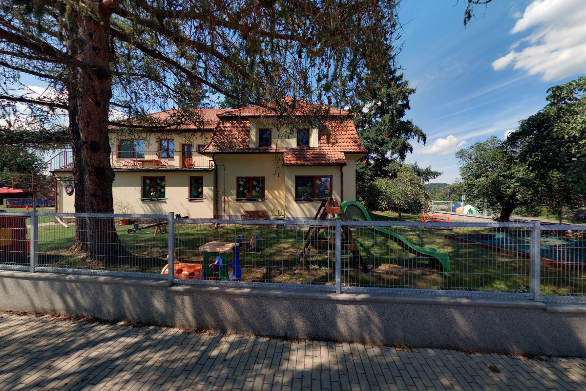 MŠ Roztoky, Palackého