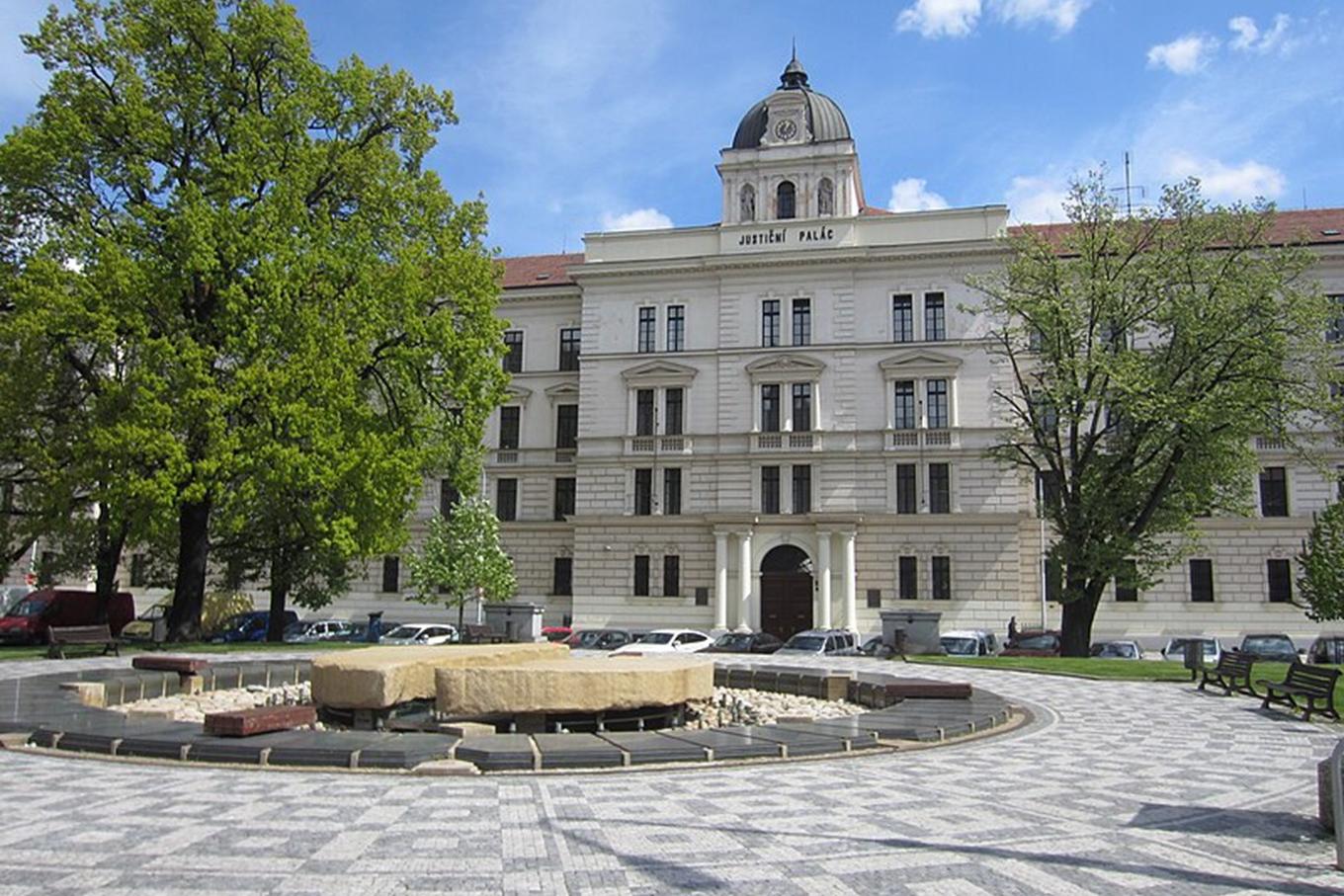 Kosmetika Kinsky - Mirka Mavromatidu