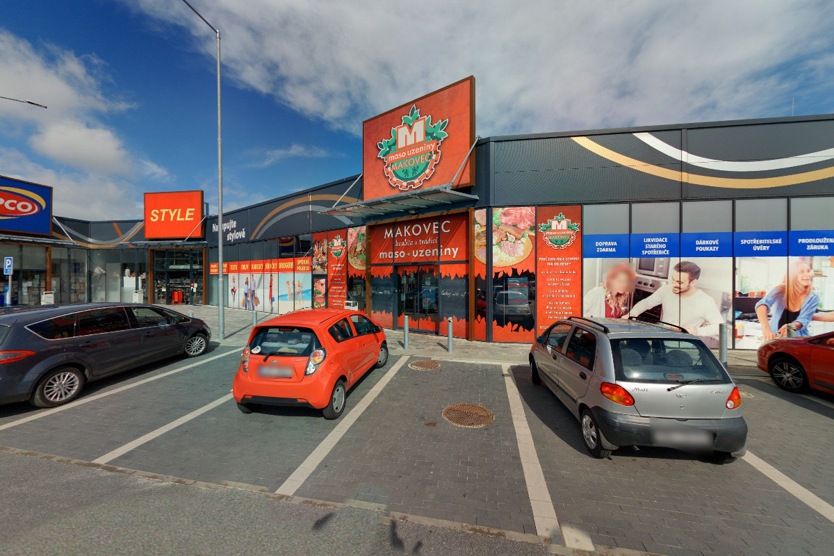 Makovec - maso uzeniny foto 1