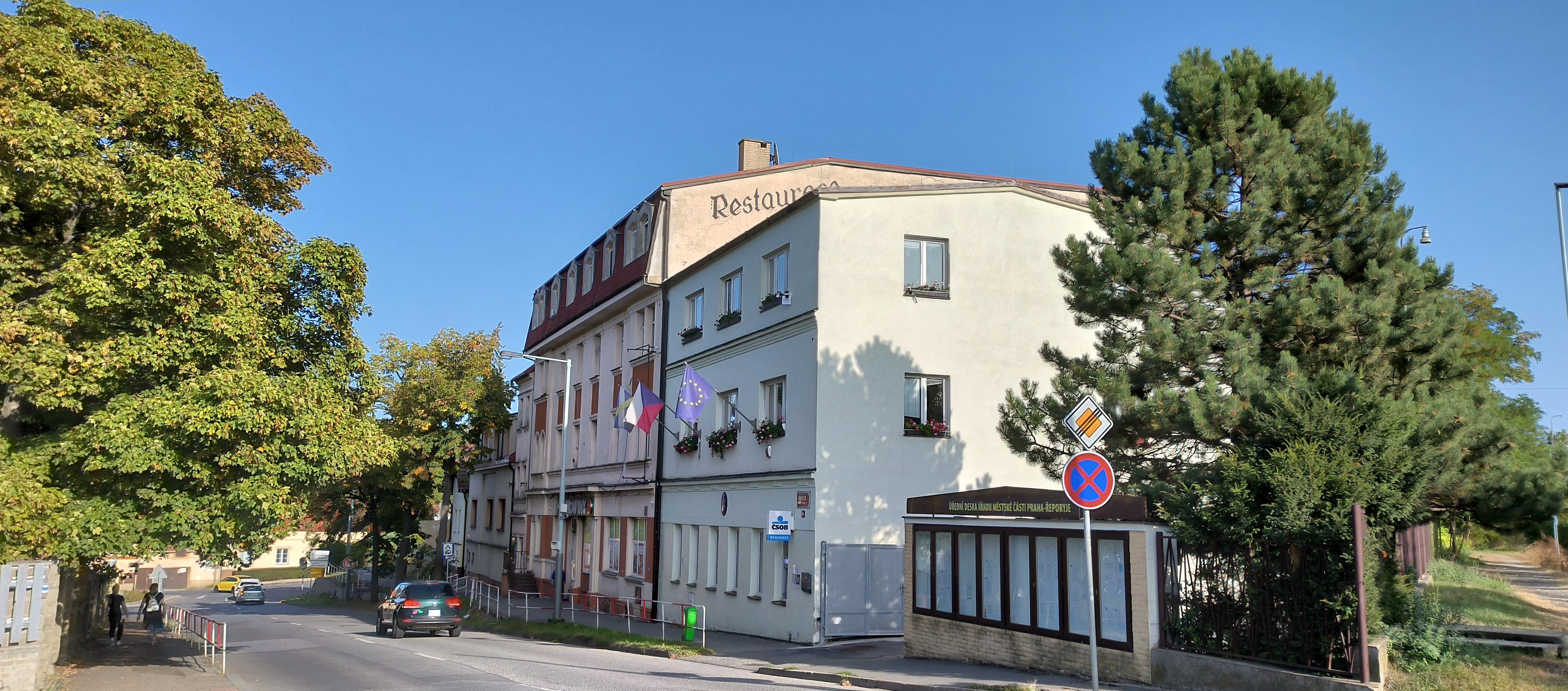 Úřad městské části Praha - Řeporyje foto 5