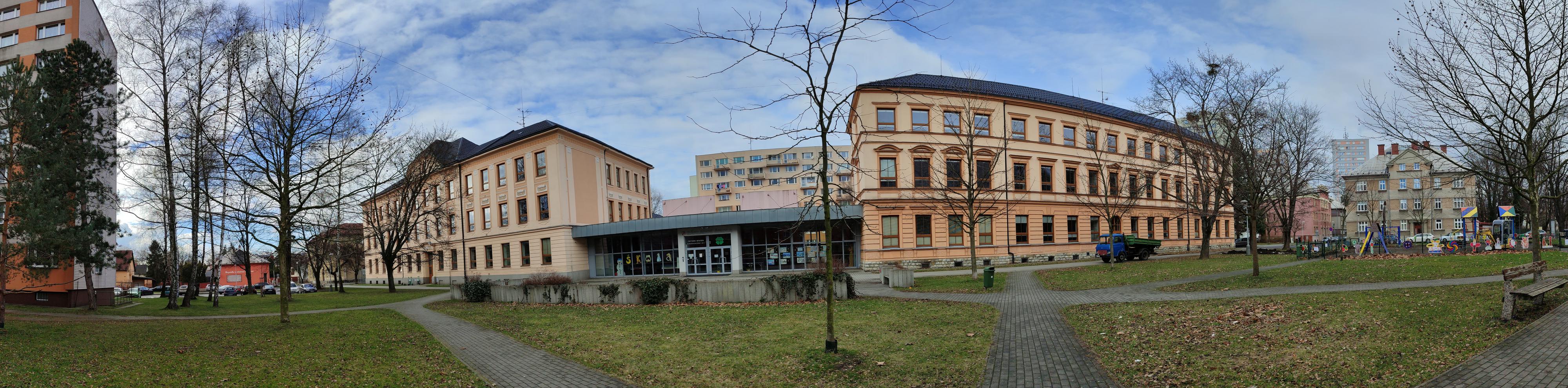 ZŠ Frýdek-Místek, Komenského foto 3