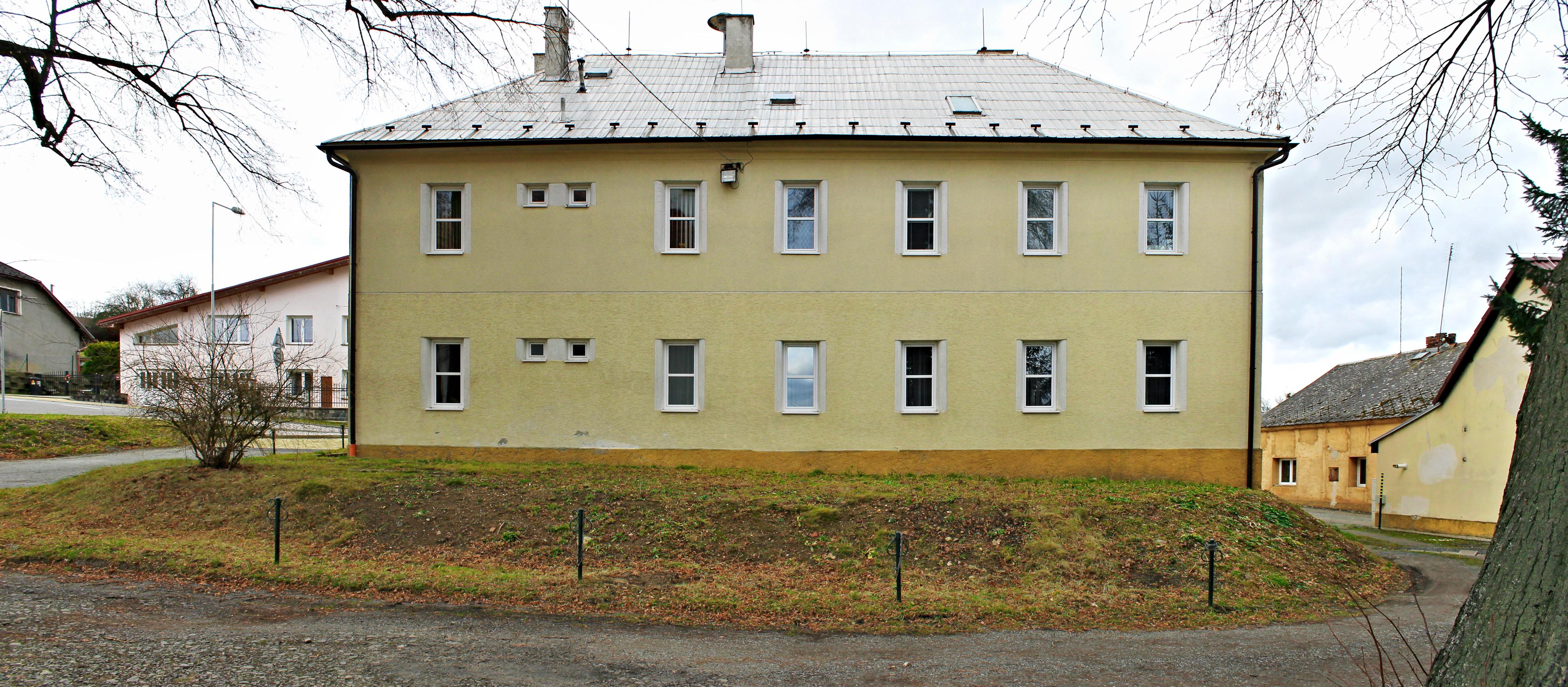 Dolní Bělá - obecní úřad foto 3