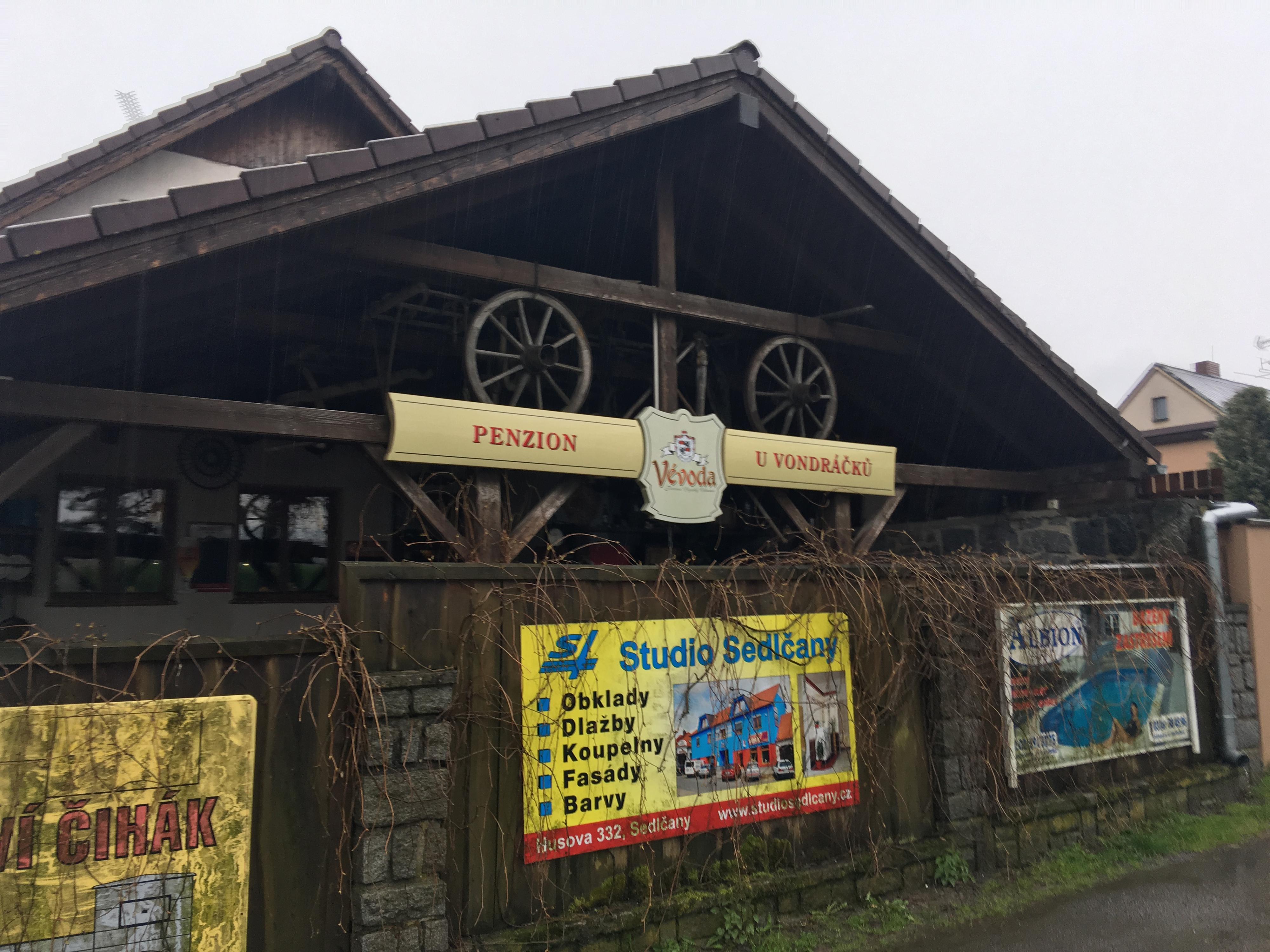 Restaurace u Vondráčků