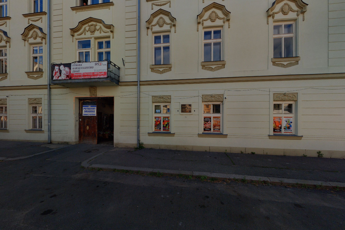 Večerka nám. Svobody 247 foto 2