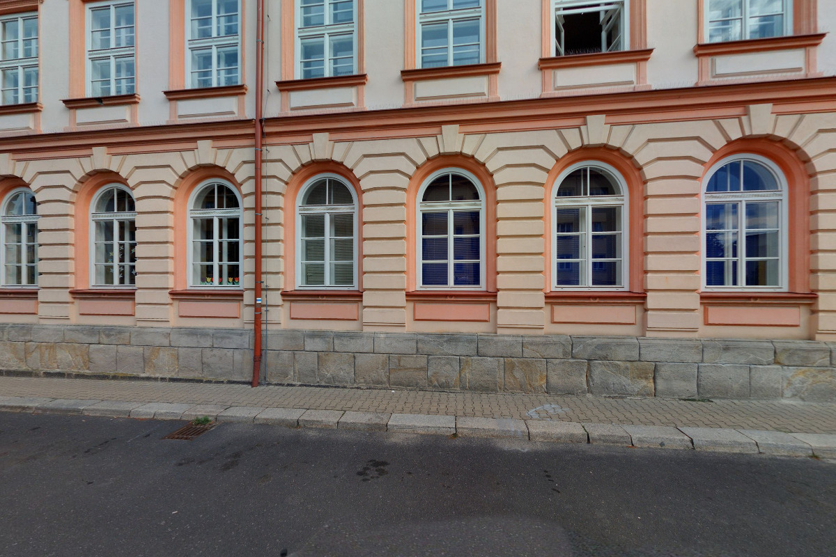 ZŠ Chrastava, náměstí 1. máje 228 foto 4