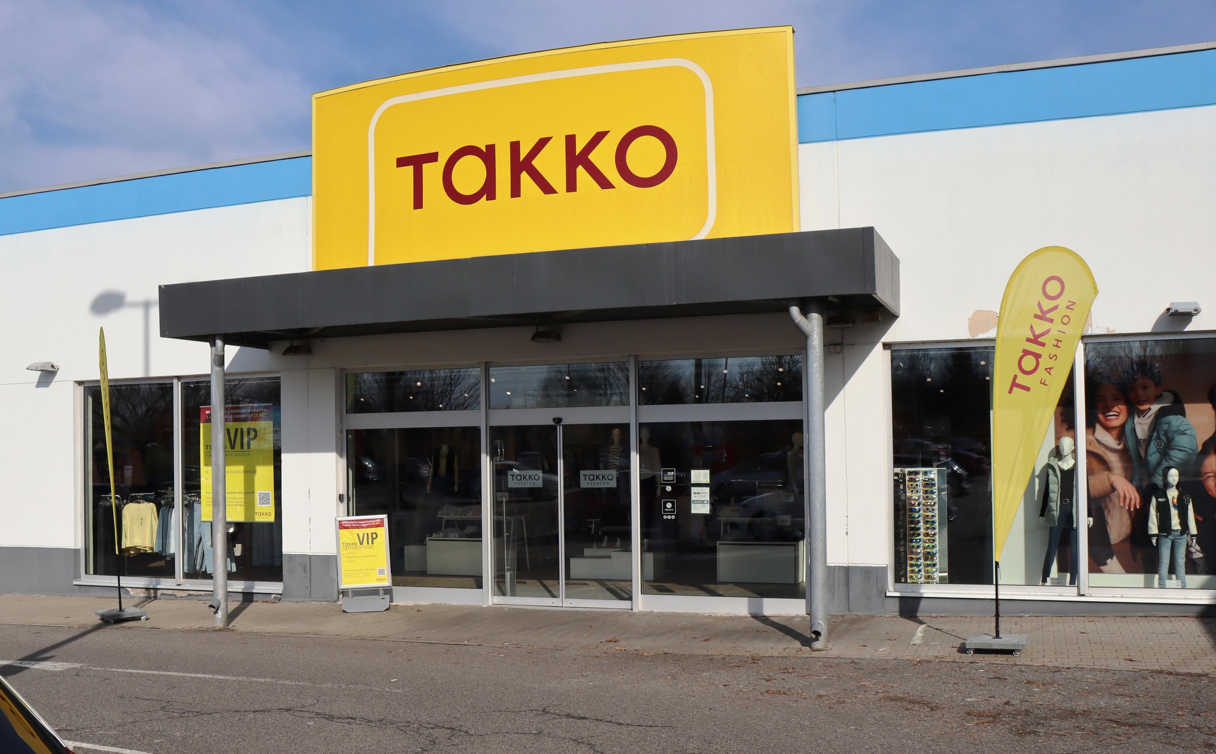 TAKKO FASHION foto 2