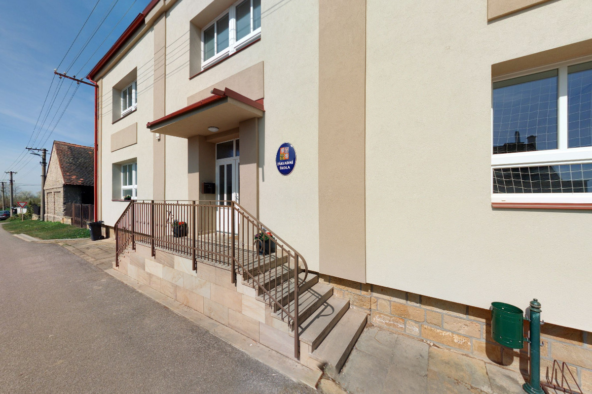 ZŠ a MŠ Podhorní Újezd a Vojice