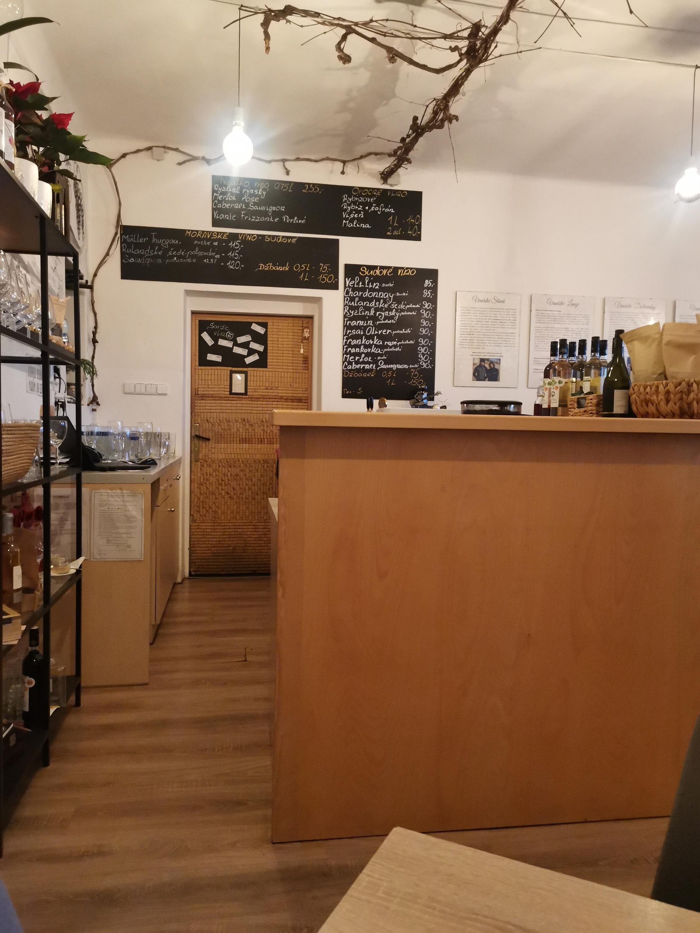 Krásenská vinárna a vinotéka foto 3