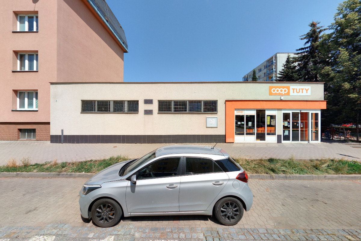 COOP Dvůr Králové n. L., družstvo foto 2