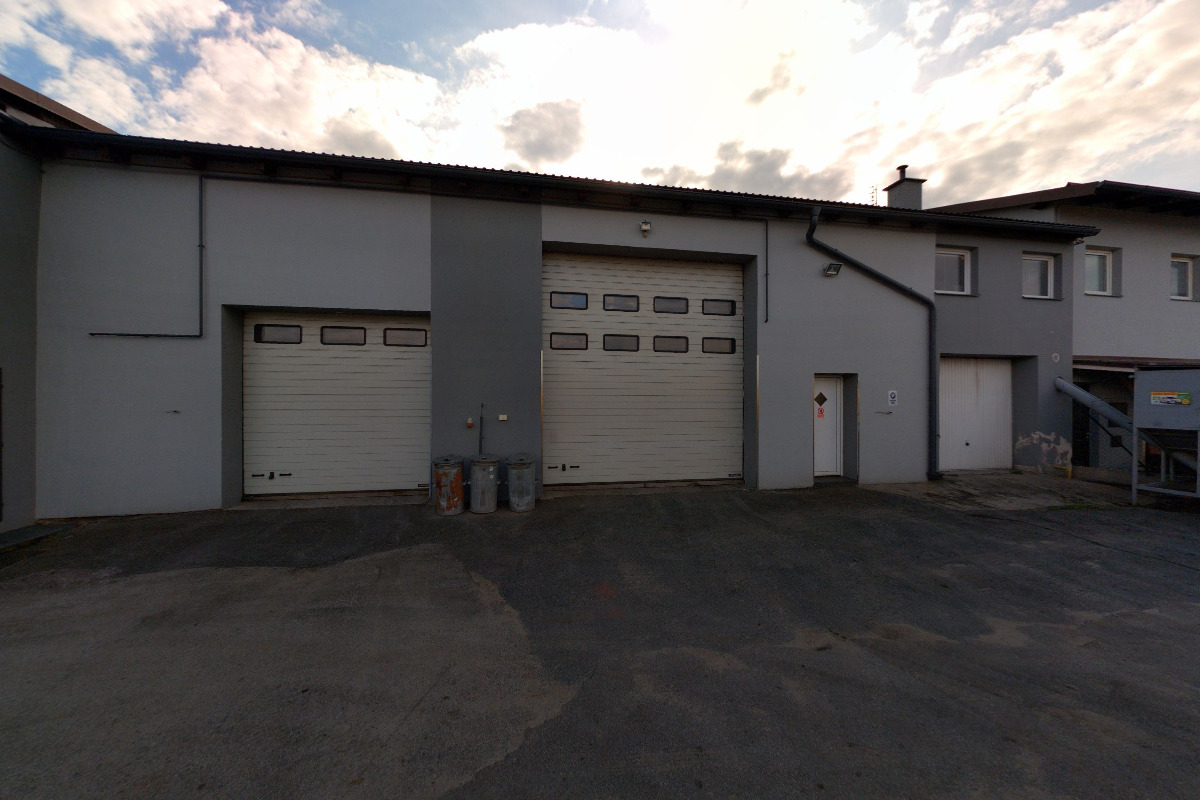 Obchod s palivy a písky foto 2