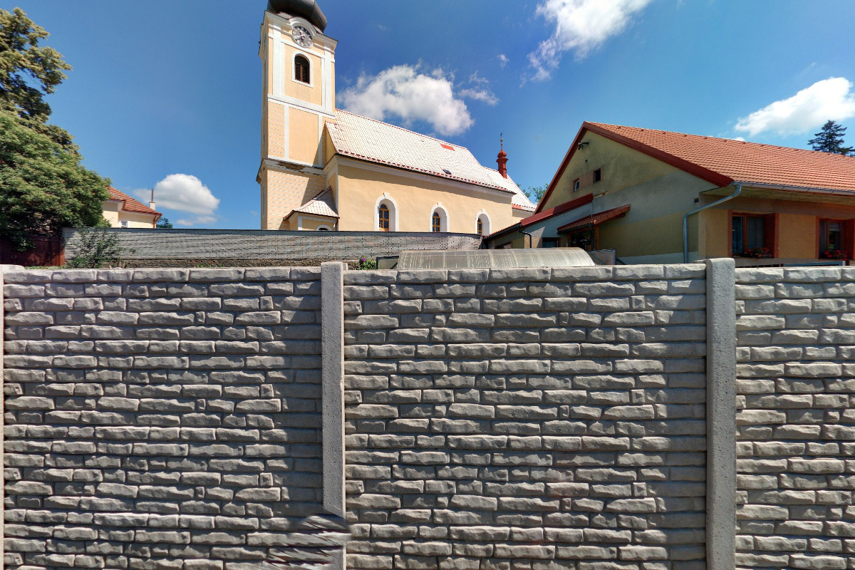 Římskokatolická farnost Mnich