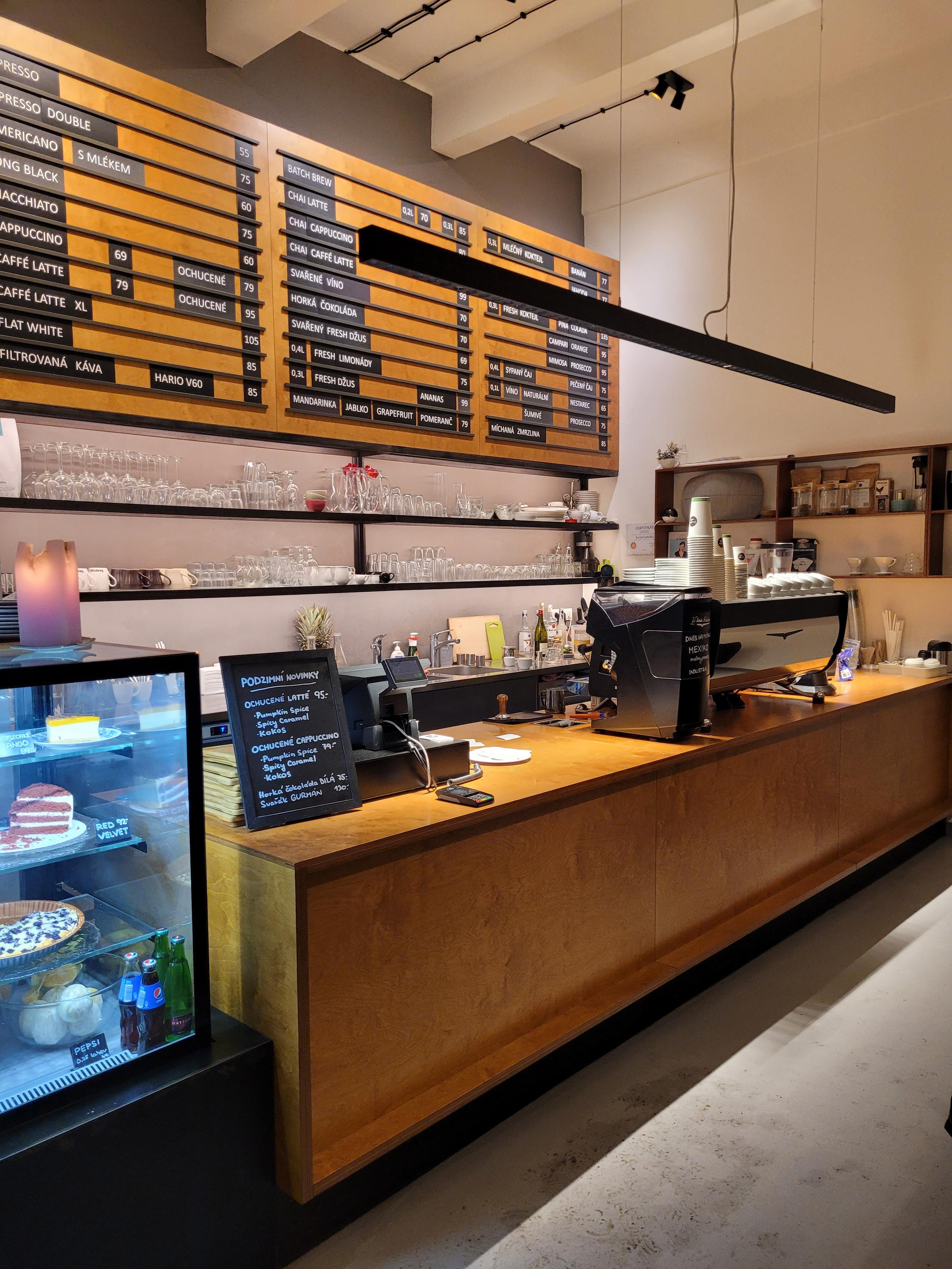 Simple café foto 3