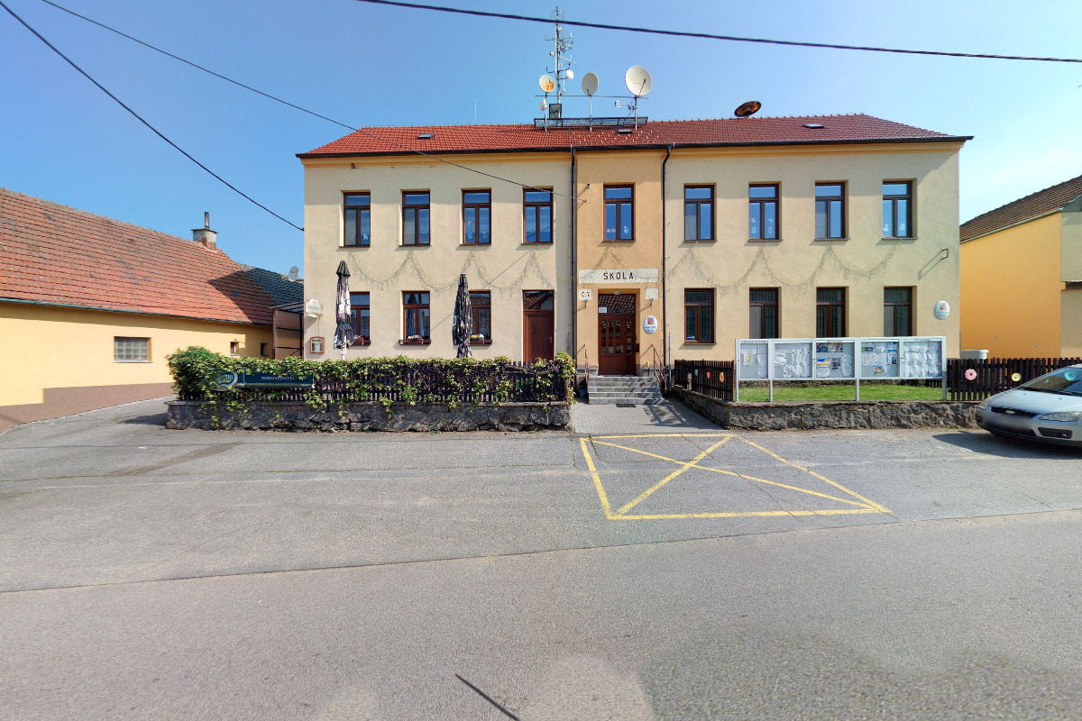 Obecní knihovna Nárameč