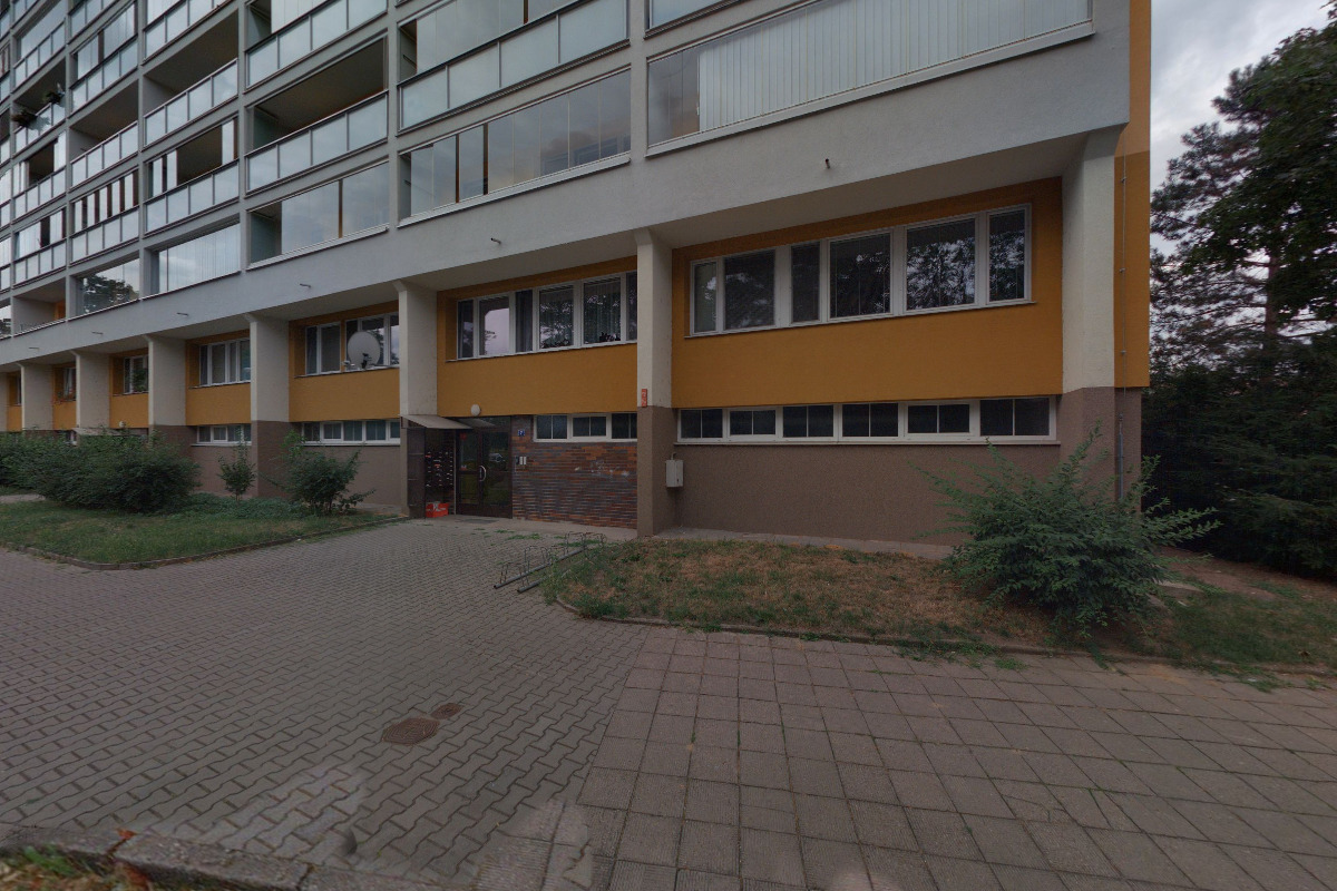 Antikvariát 390 foto 2