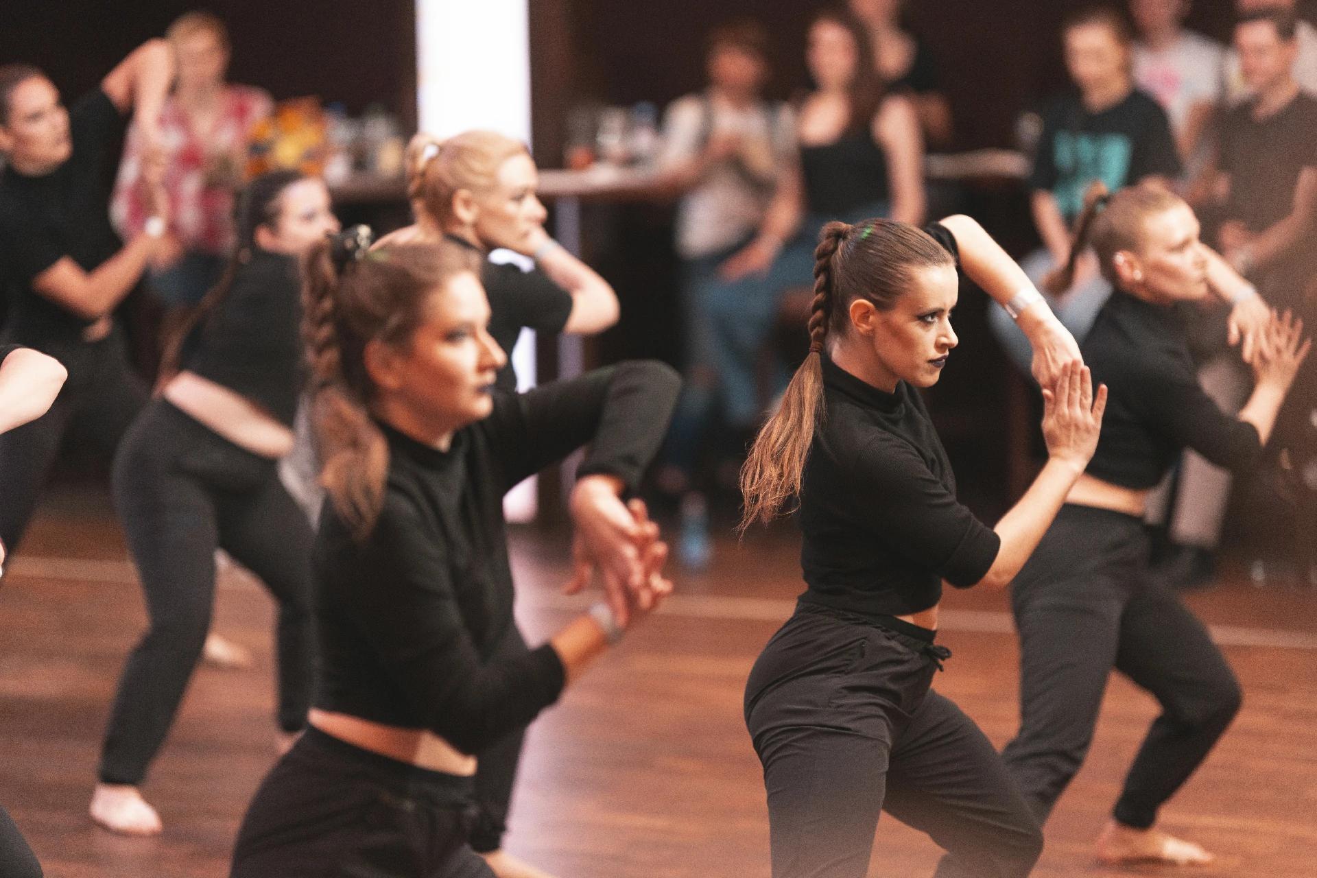 Taneční škola Voila foto 2