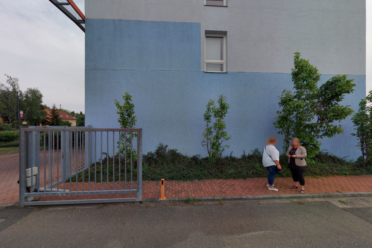 Půjčovna bagrů a minirypadel - BROLLY