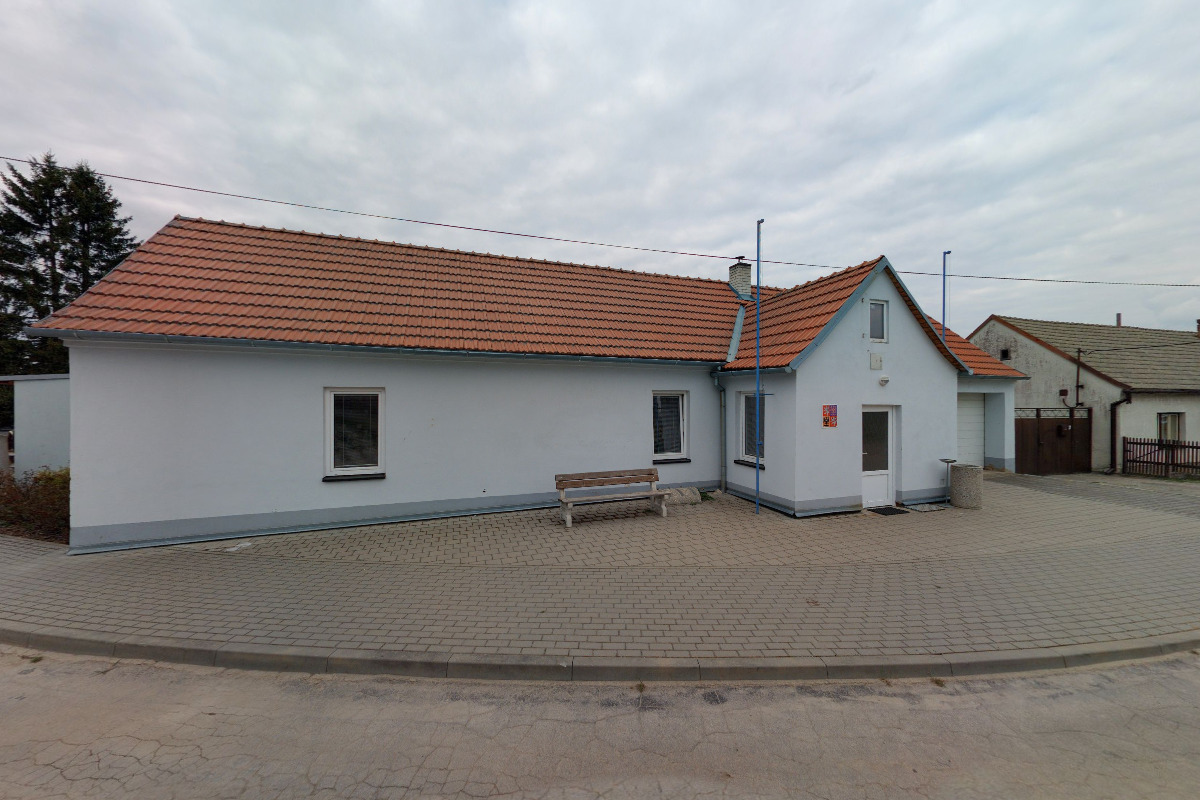 Ořechov - obecní úřad foto 2