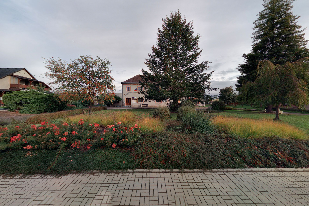 Rožnov - obecní úřad