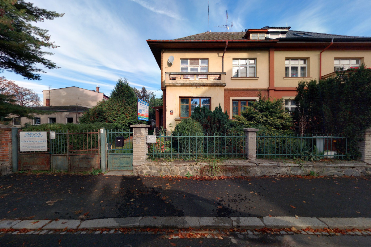 Čistírna peří Mareš