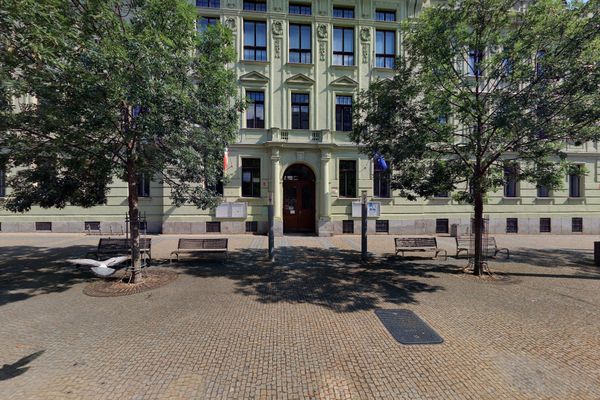 Finanční úřad Plzeň jih (Plzeň, Jižní Předměstí) • Firmy.cz