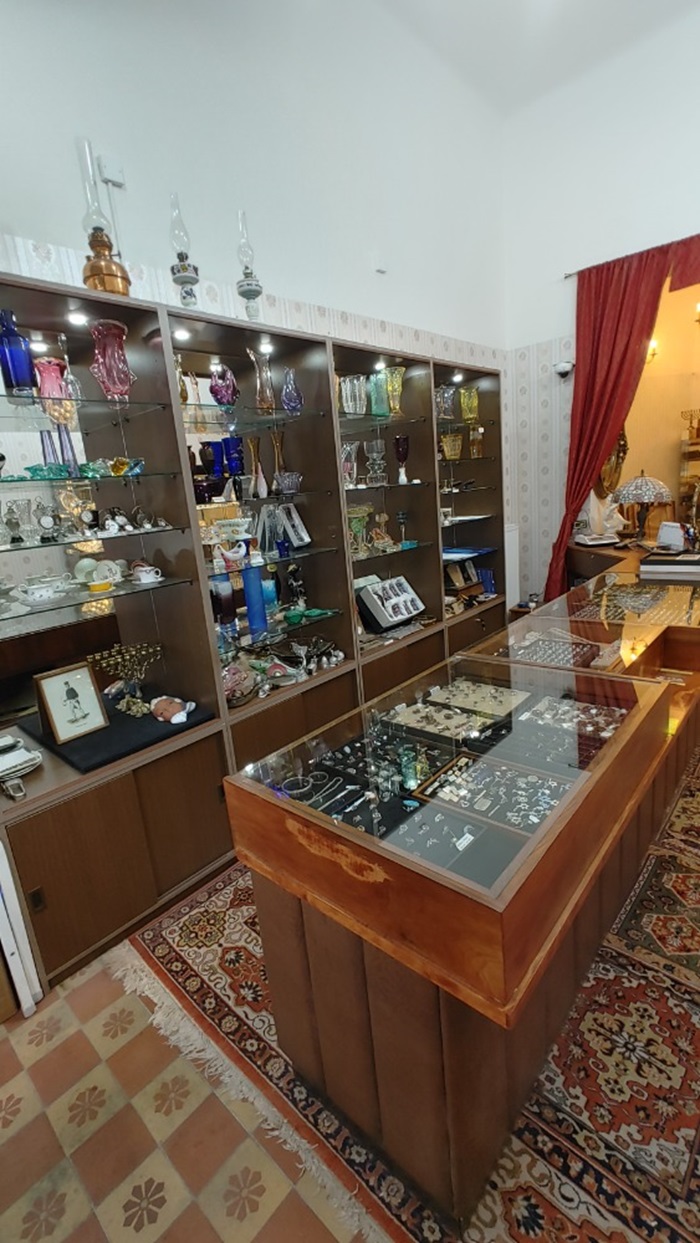 Antik Haštalská foto 4