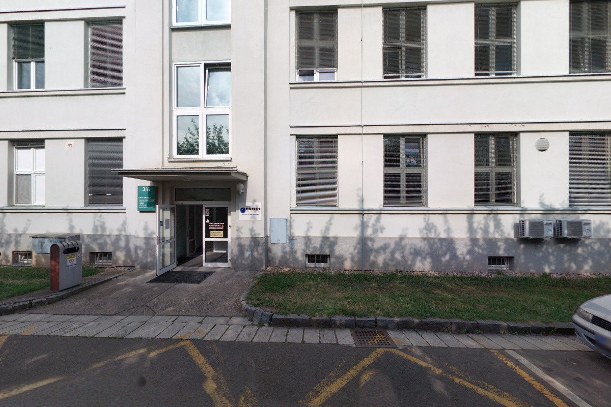 Refrakční centrum - Fakultní nemocnice Hradec Králové foto 2