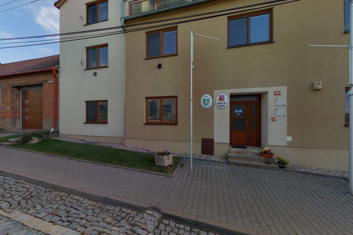 Lovčice - obecní úřad