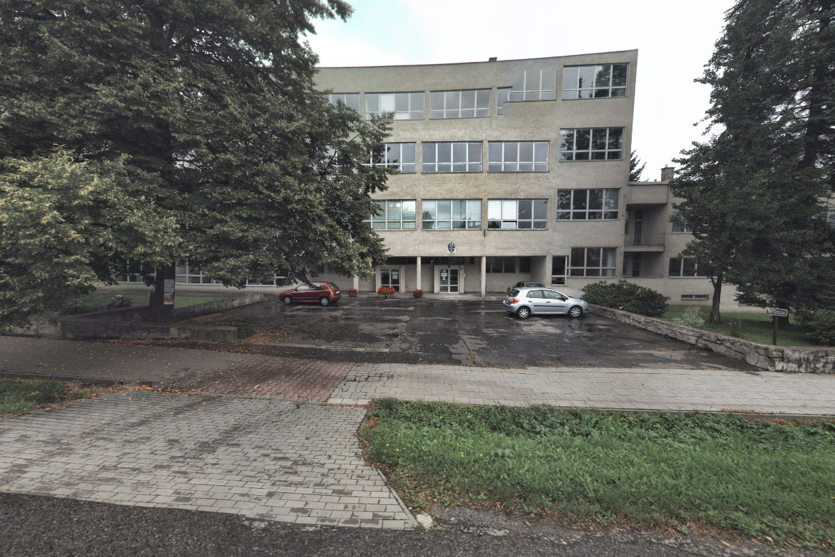 Gymnázium Josefa Božka, Český Těšín