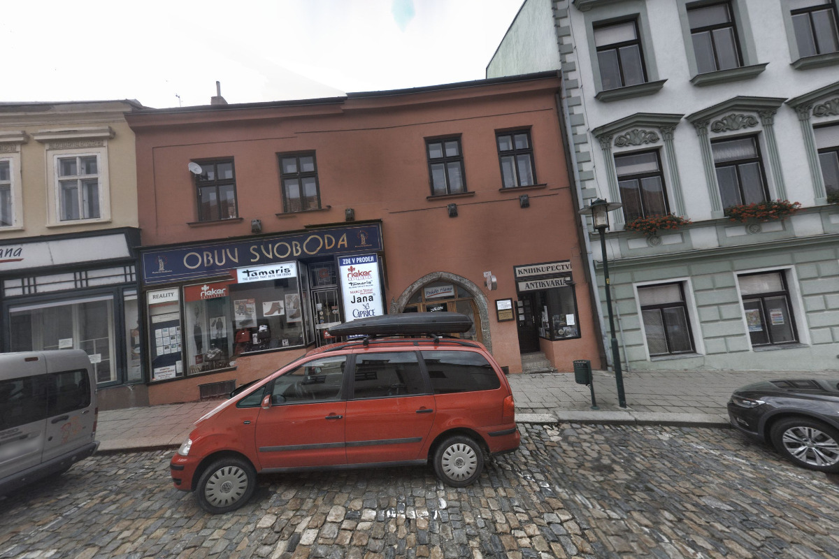 Antikvariát a knihkupectví ARCANUM foto 2