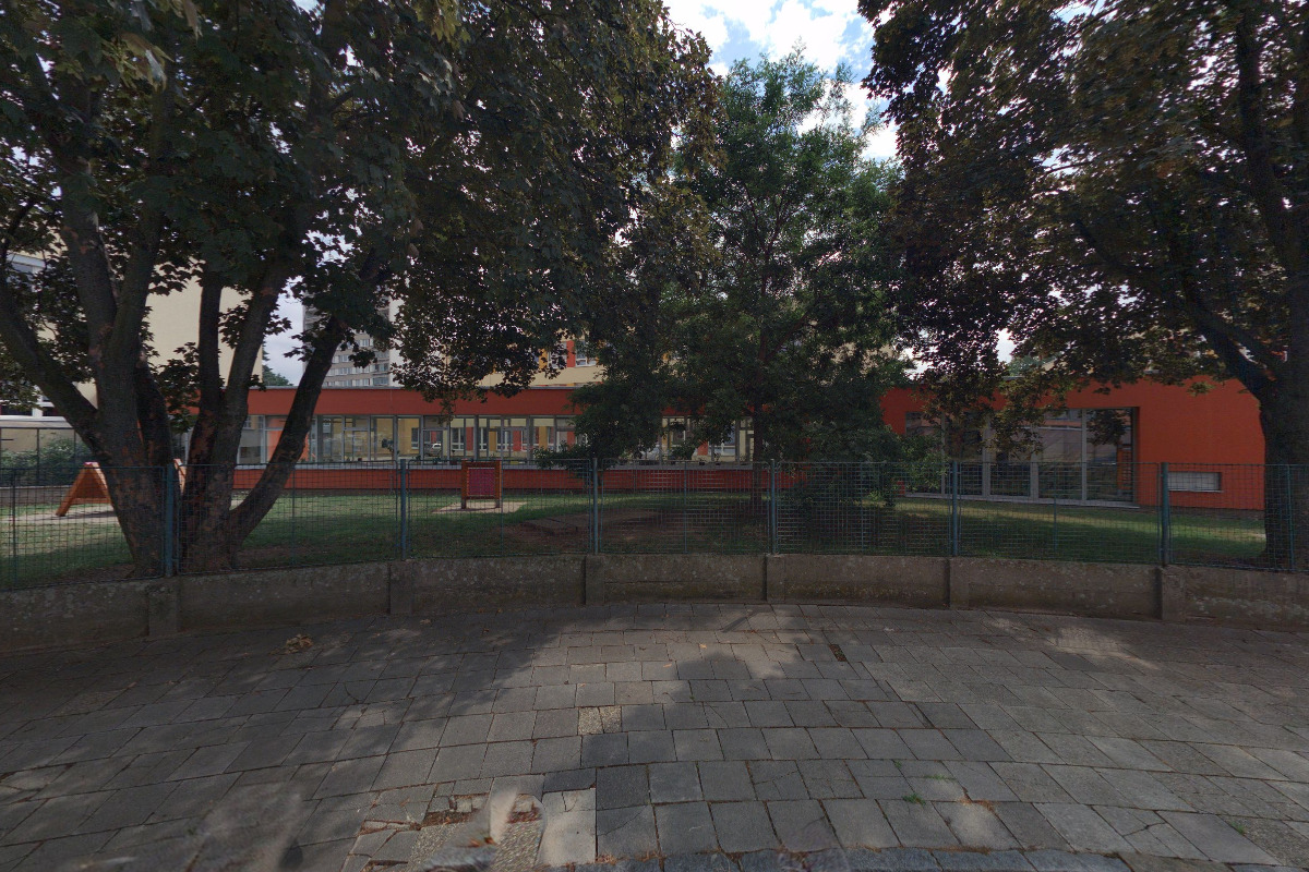 ZŠ Hradec Králové, Bezručova foto 6