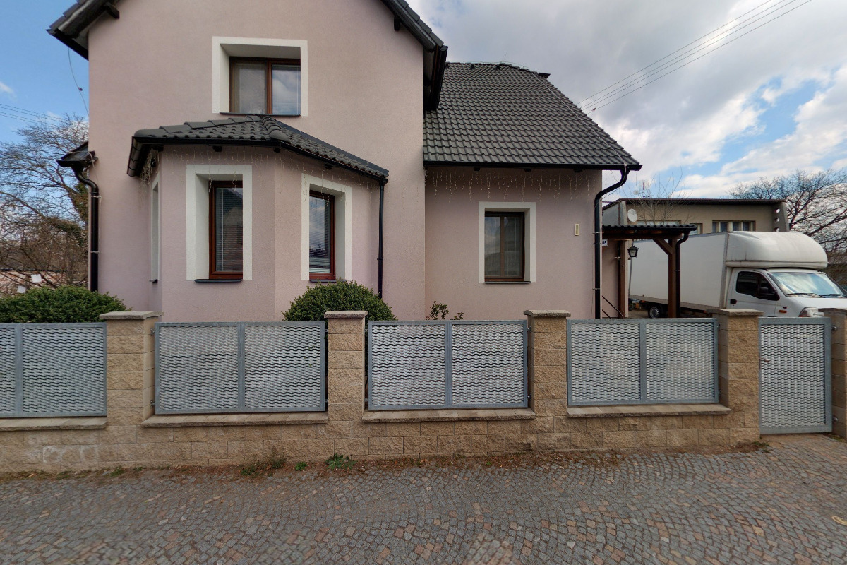 Správa počítačových sítí - Lešák Control Systems