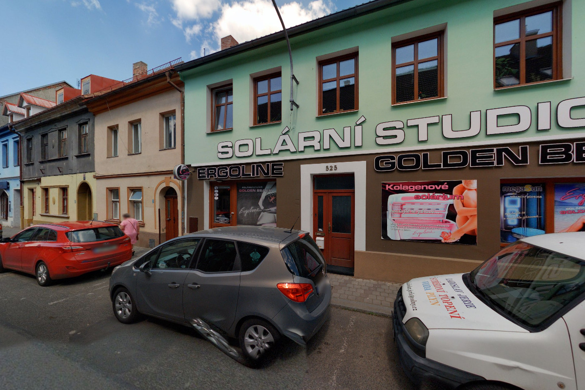 Solární studio Golden Beach