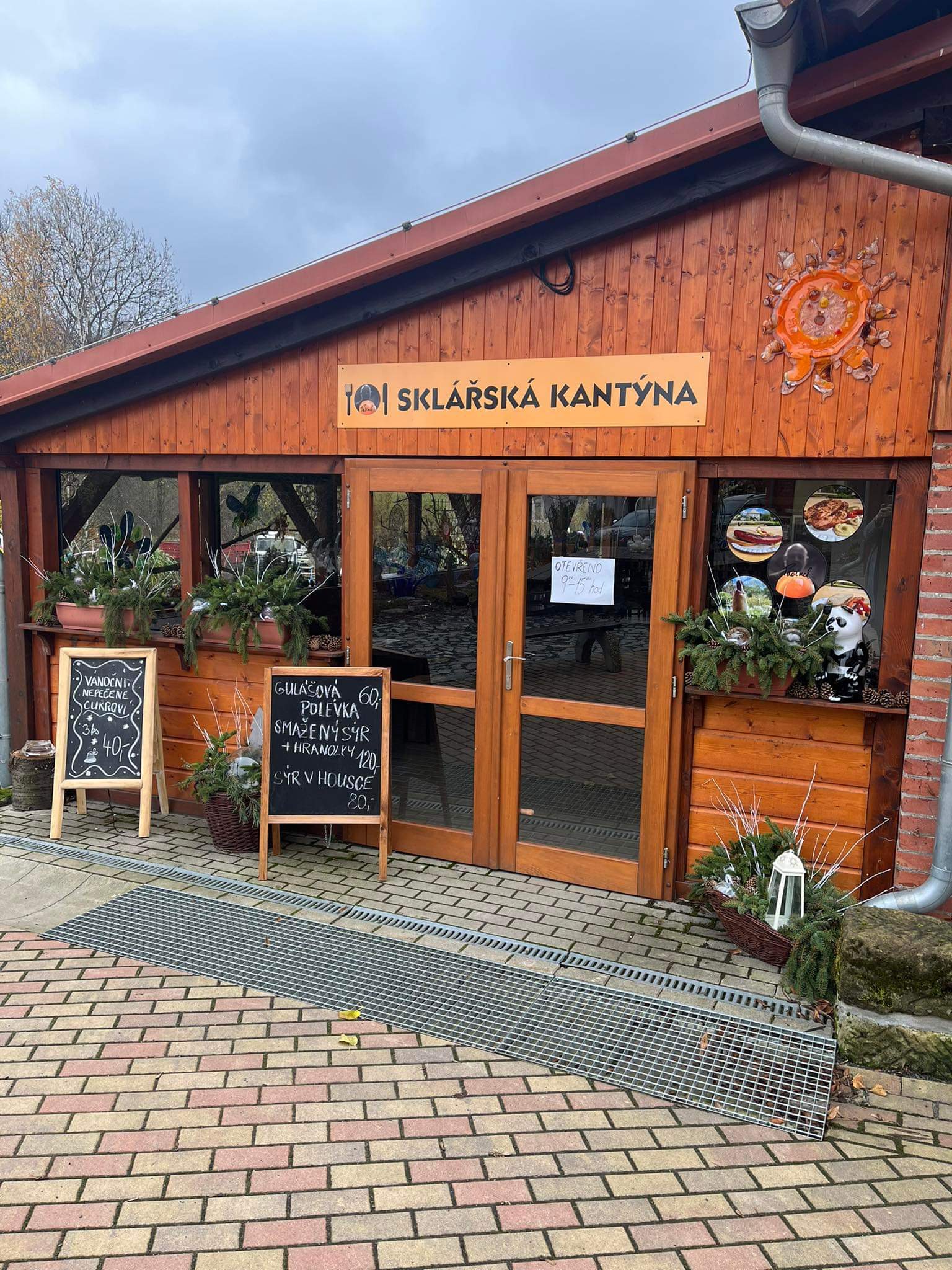 Sklářská kantýna foto 5