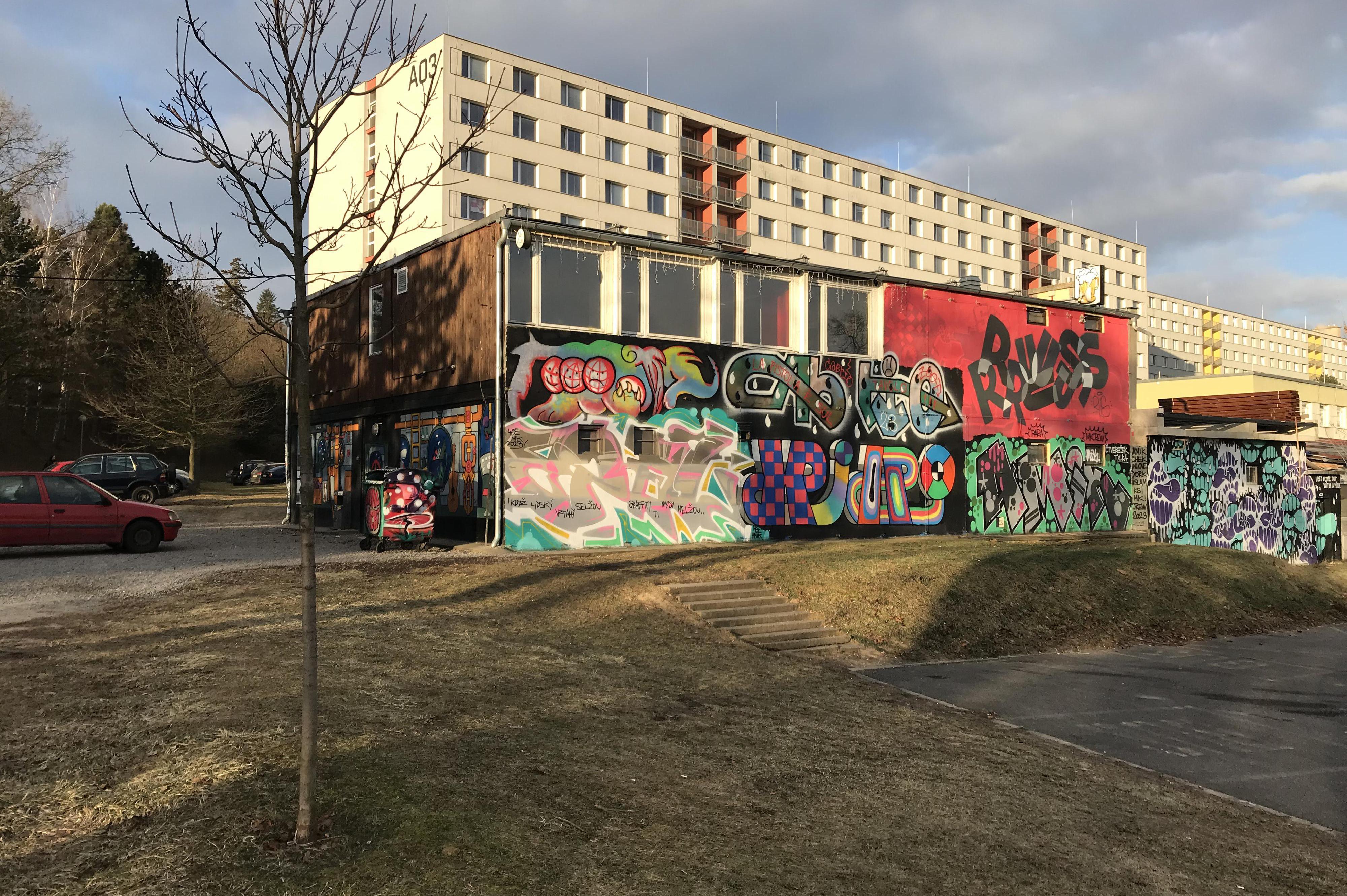 YACHT - Student & Music Club foto 1